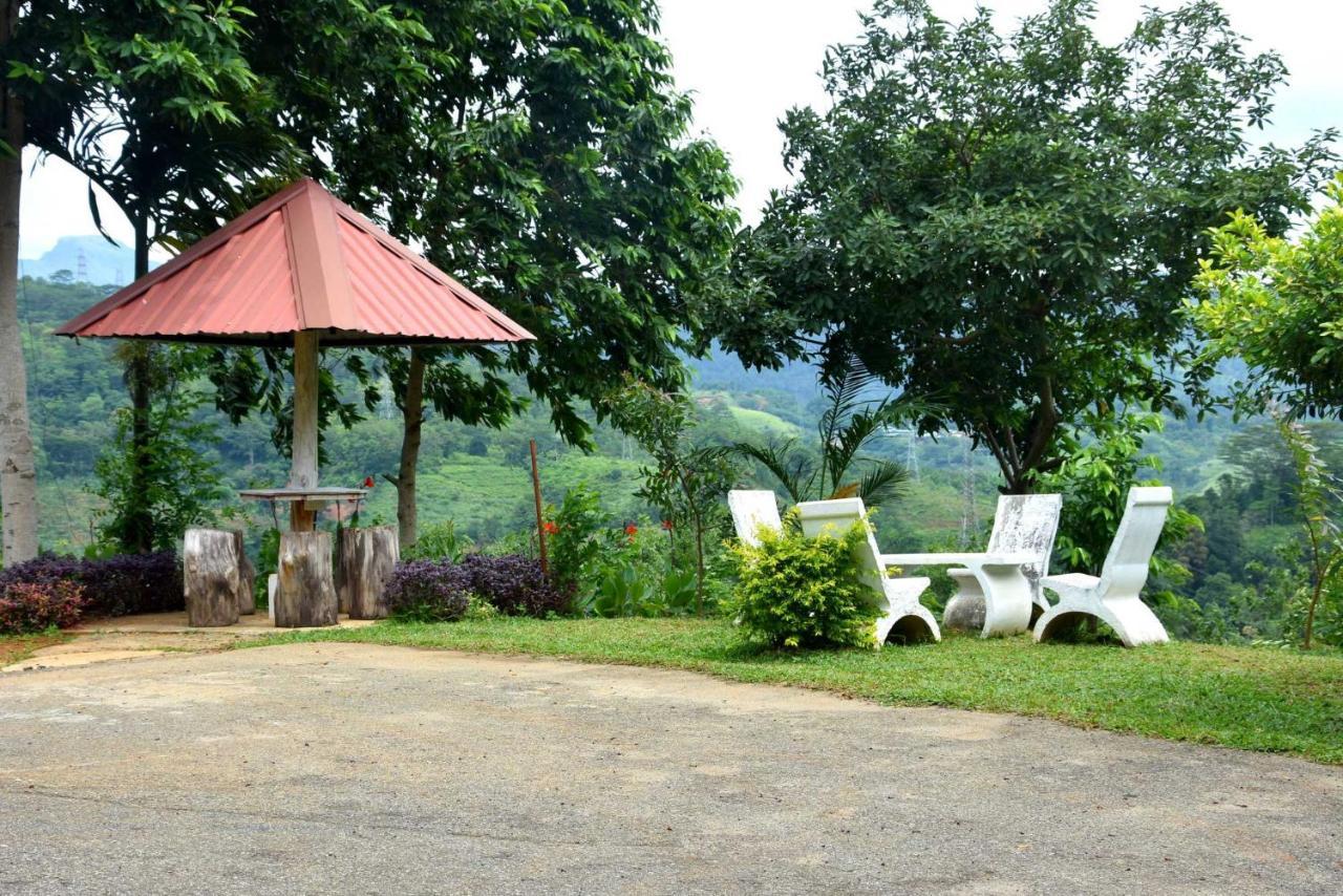 Hotel H2O Gampola Dış mekan fotoğraf