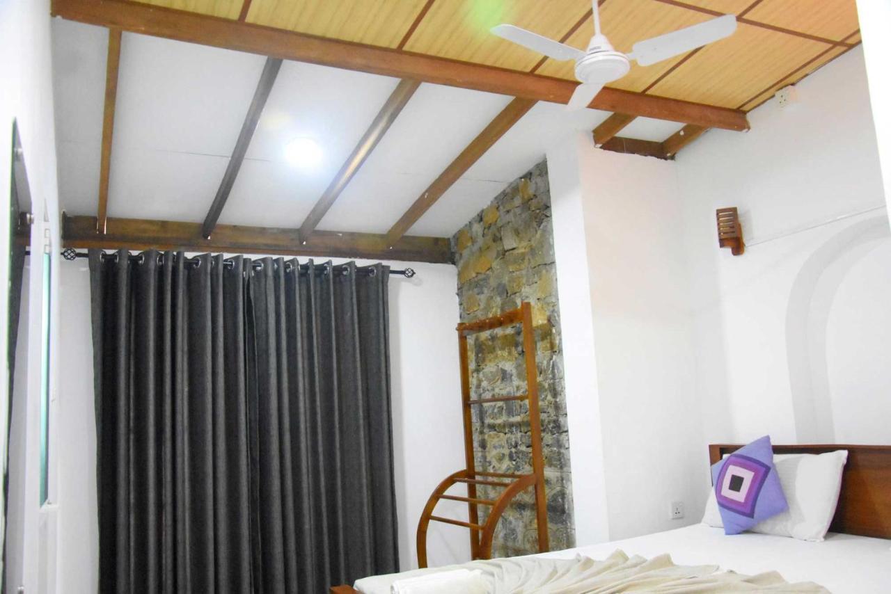 Hotel H2O Gampola Dış mekan fotoğraf