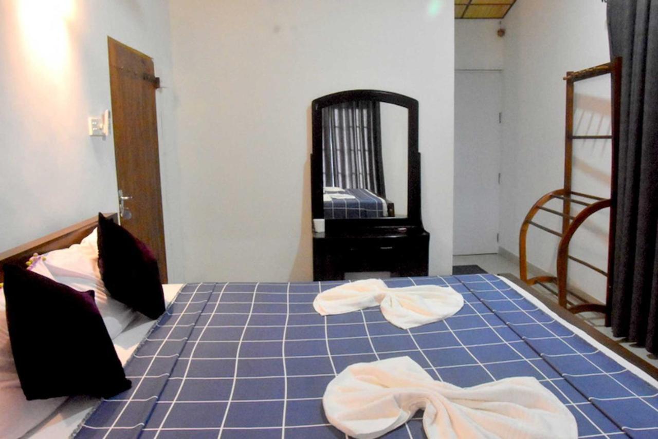 Hotel H2O Gampola Dış mekan fotoğraf